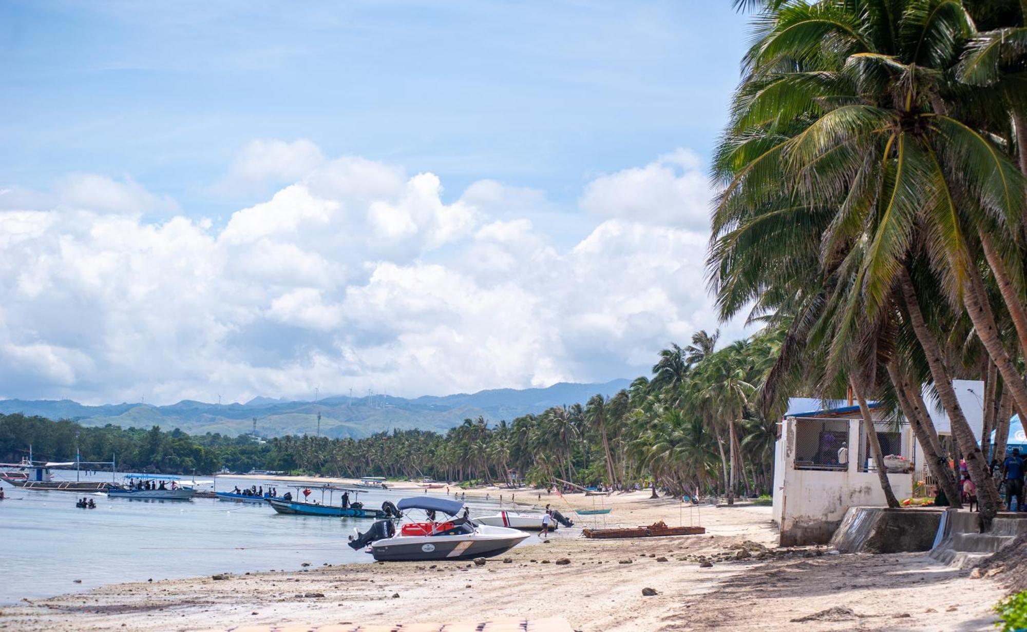 Bolabog Beach Resort Balabag  Exterior photo