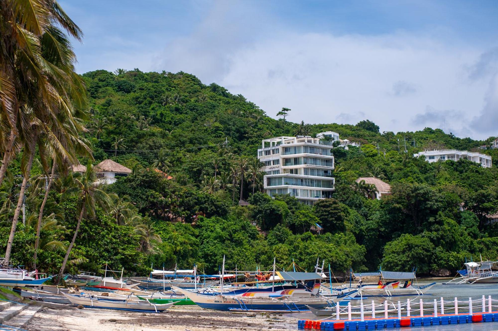Bolabog Beach Resort Balabag  Exterior photo